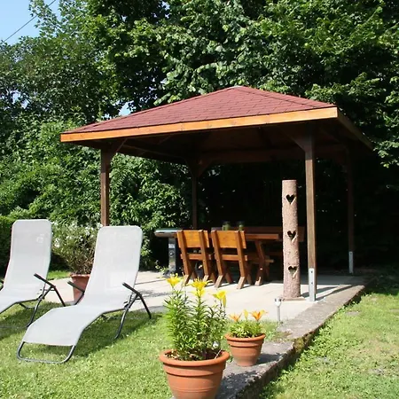 Hof Hinter Der Muehle アパート